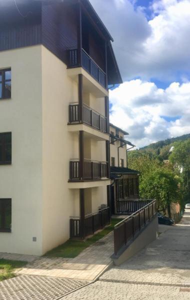 Gold Apartments Your Holiday Home Rodzinny 27 กรินีซา ดรอยจ์ ภายนอก รูปภาพ